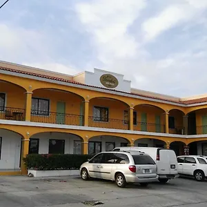 2* Hotel Plaza Dorados